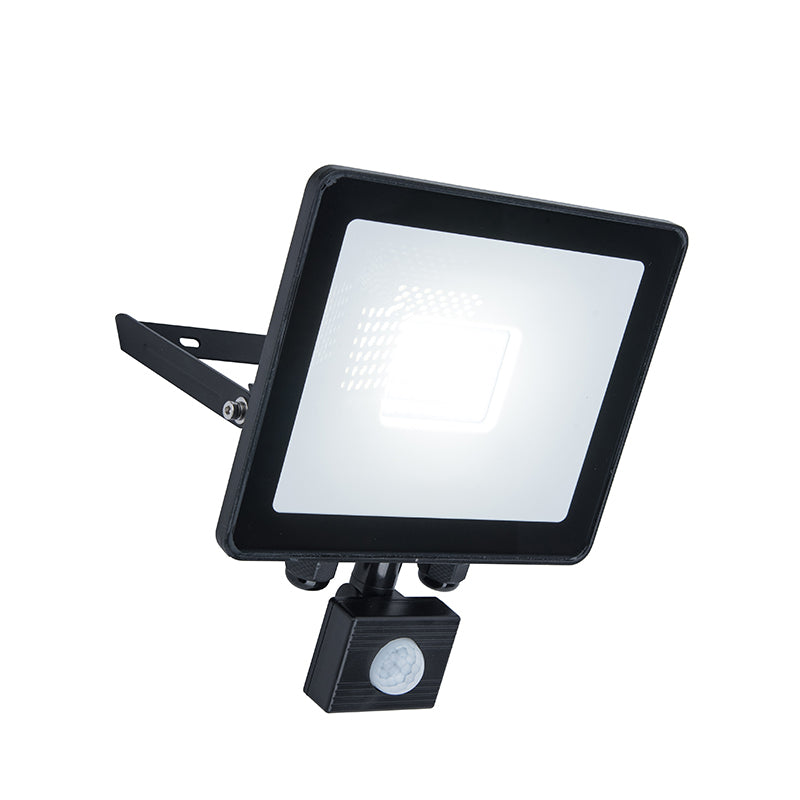 Lutec Tec30 PIR IP54 Integrated LED Flood Light - Black 7800906012