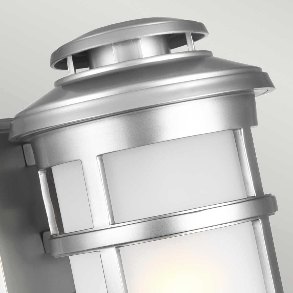 Feiss Newport 1 Lt Medium Brushed Steel Outdoor Wall Lantern